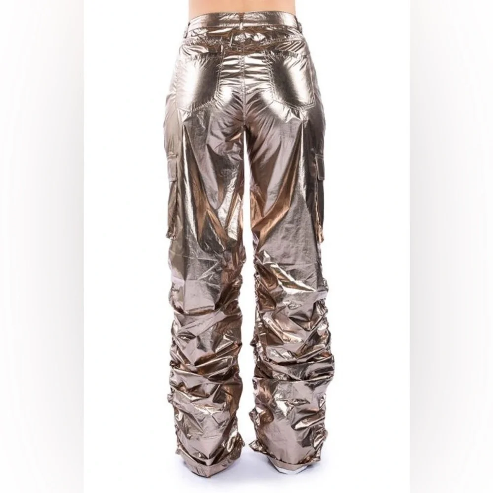 Glimpse of Magic Relaxed Metallic Pant - Silver - Picture 3 of 6
